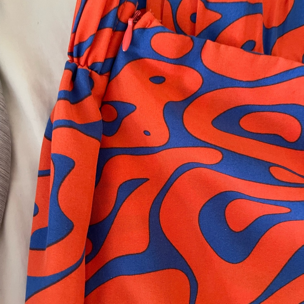 SHEIN Curve - Women’s Abstract Print Red and Blue Mini Skort (2XL) - Picture 5 of 5
